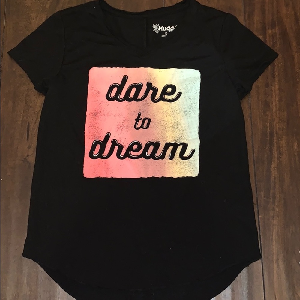 Black and colorful tee.